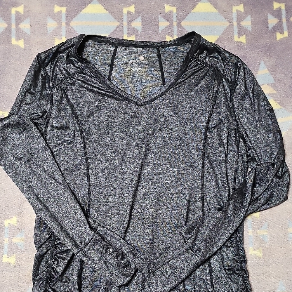 TANGARINE Women’s Long Sleeve V-Neck Performance Top — Charcoal Gray